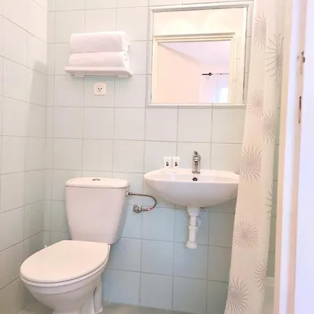 Pod Roza Economy B&B 웨바