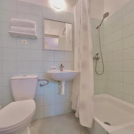 B&B Pod Roza Economy *