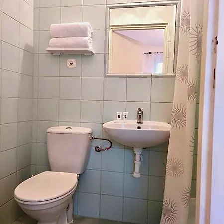 Pod Różą Economy