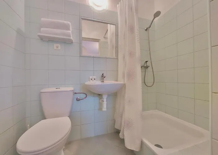 Nocleg ze śniadaniem Pod Różą Economy 3*